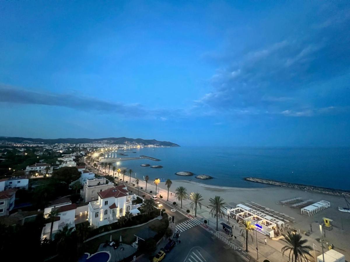 Entire Apartment , 2 Bedrooms Newly Remodeled Center Sitges Barcelona Exteriör bild